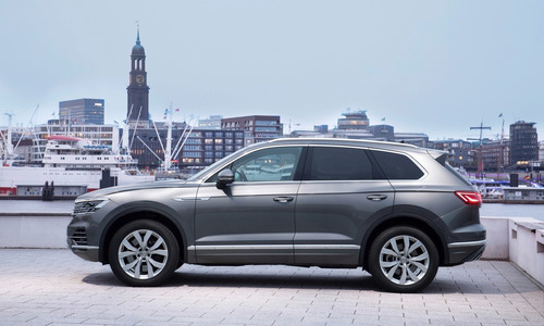 Volkswagen Touareg 3.0 V6 I Premium Mi - Dg