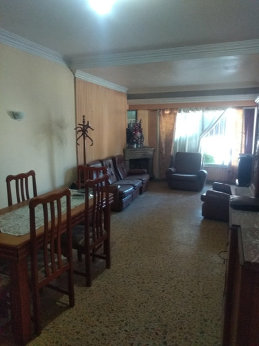 Imagen 2 de 14 de Venta Casa Boulogne Esquina Oportunidad!!