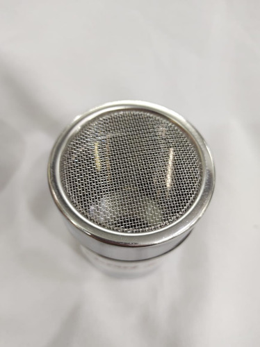 Imagen 3 de 4 de Espolvoreador Parrillero De Acero Inoxidable (marca Carol)