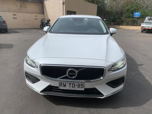 Imagen 8 de 14 de Volvo S60 Ii B4 Momentum 2022