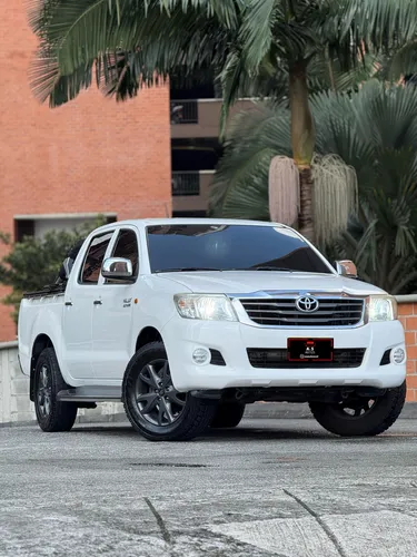 Toyota Hilux 2.7 Imv