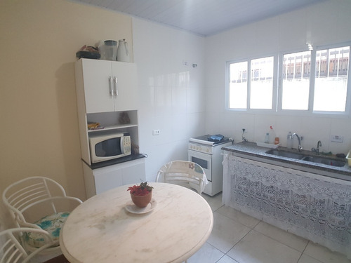 Aceita Estudar Como Parte De Pagamento (imóvel No Guarujá) Casa Localizada A Apenas Uma Quadra Da Praia Da Enseada - Ca00351 - 68097619