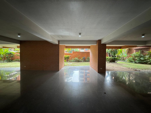 Venta De Apartamento Campo Alegre 107 M2 2h2b2p