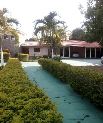 Imagen 2 de 13 de Casa En Venta En Cumbres Del Manzano. Barquisimeto. Lara. Nv