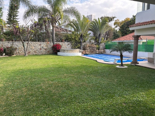 Casa En Venta En Lomas De Cocoyoc