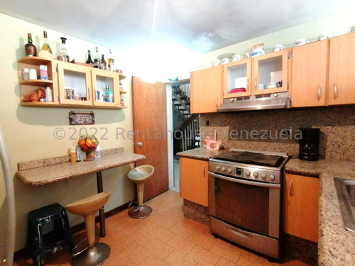 En Venta, Quinta Con 525 M2 De Terreno, Urb Los Libertadores, Barquisimeto. Coflex 255575 - #// Monica C., Ofertas Limitadas, Inversion Inteligente/*#