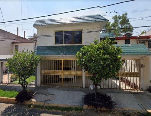 Casa En Venta A Precio  Remate Bancario En Tlalnepantla De Baz, Gran Oportunidad