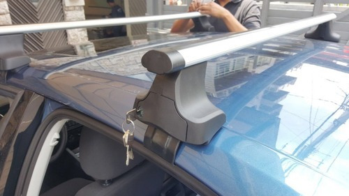 Barras Portaequipaje Nissan March 2018 + Aluminio Gancho 10b