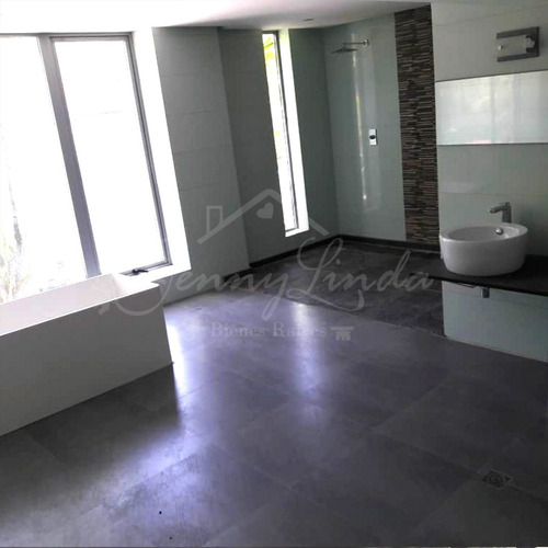 Imagen 12 de 14 de Venta Espectacular Casa En El Castaño Maracay