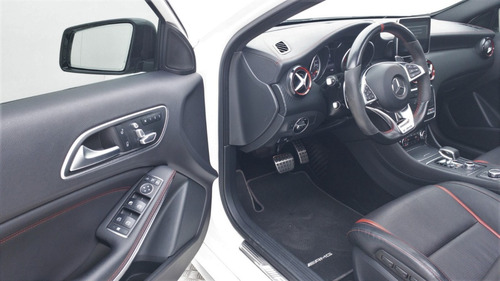 Imagen 9 de 17 de Mercedes Benz A45 Amg