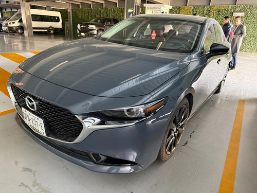 Mazda 3 2023 Signature Credito