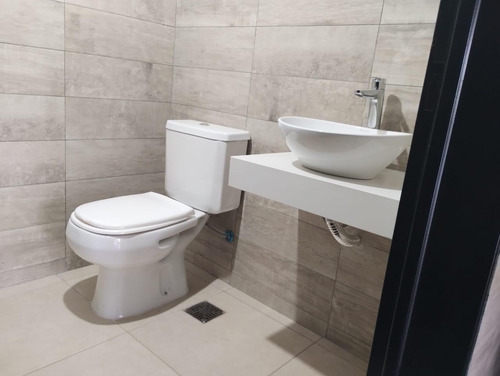 Venta Monoambiente A Estrenar Con Patio