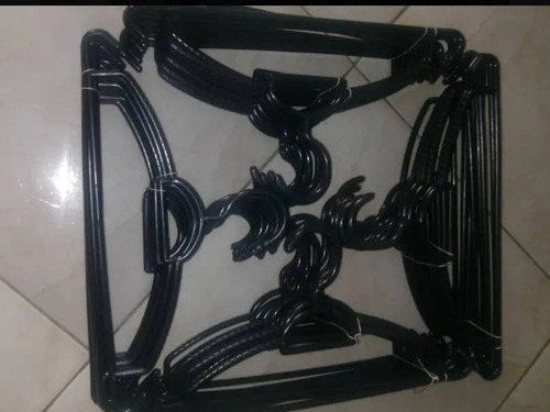 Ganchos Plásticos Para Ropa Excelente Calidad