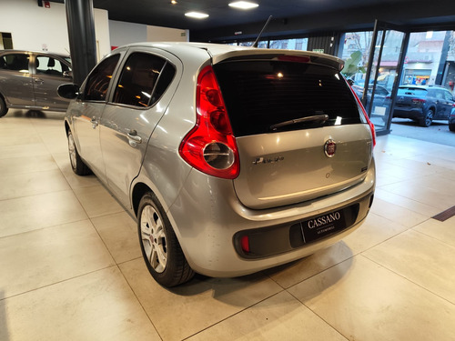 Fiat Palio 1.6 Essence 115cv Brasil