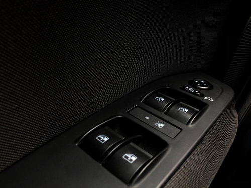 Fiat Argo Hgt 1.8 Flex Manual Vermelha - 2018