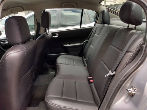 Renault Mégane 1.6 Expression 16v Flex 4p Manual