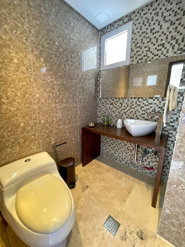 Imagen 16 de 27 de Av-1020 Zona Este Penthouse Edificio Alfa Sector La Lago