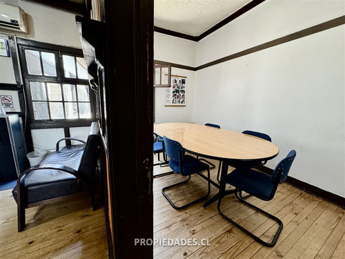 Amplia Propiedad En Venta Providencia
