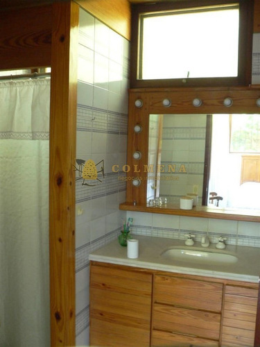 Casa En Mansa, 4 Dormitorios *- Ref: 4229
