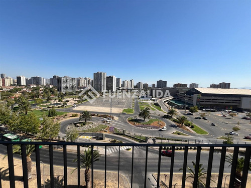Amplio Departamento En Venta De 2 Dorm. En La Florida