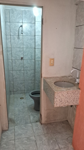 Aluga-se Kit Net Sala. 81 996980135
