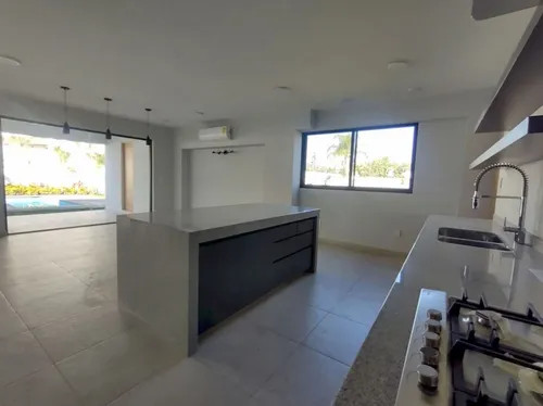 Casa Nueva En Venta En Club De Golf Paraiso Cuntry Club, Emiliano Zapata Morelos.