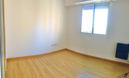 Imagen 9 de 14 de Departamento De 2 Ambientes Con Cochera En Venta - Zeballos 3600, Sarandí - Torres Del Sur