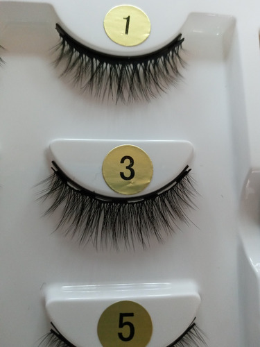 Imagem 4 de 7 de Cílios Magnetico Kit Natural Volumoso Com Delineador