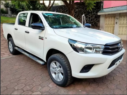 Toyota Hilux 2.8 Tdi Cabina Doble Mt