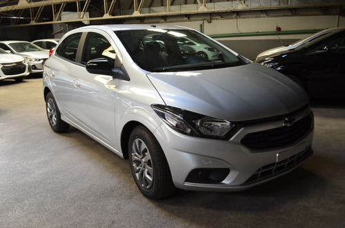 Imagen 10 de 18 de Chevrolet Onix 1.4 Joy Ls