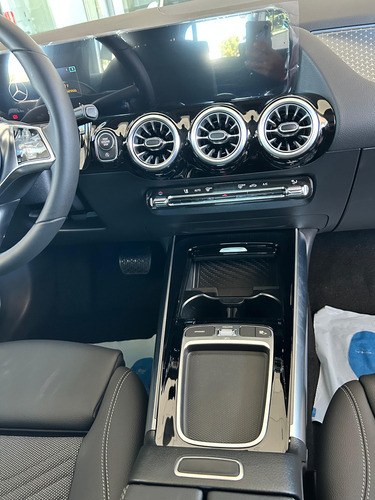 Mercedes-Benz Clase GLA 1.3 Gla200 Progressive 163Cv