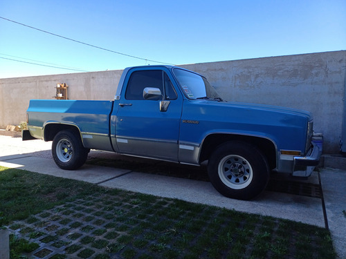 Chevrolet Silverado 1981, Americana, Buen Estado