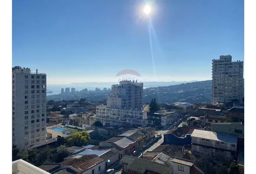Vista Despejada A La Bahía