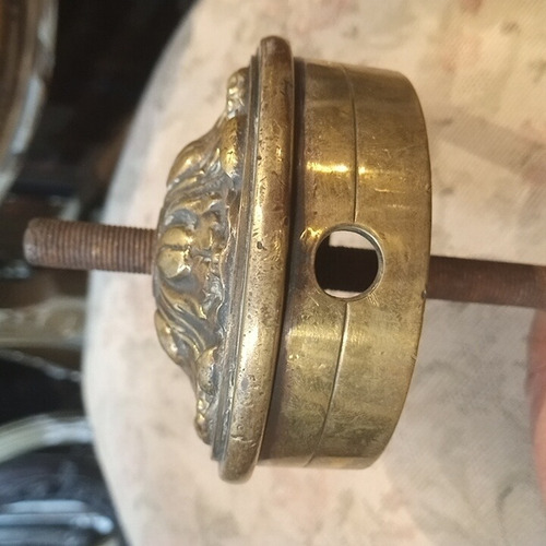 Repuesto De Araña Antigua Centro Bronce Plato Base (Usado)