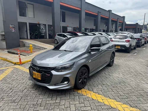 Chevrolet Onix 1.0T Rs Mt