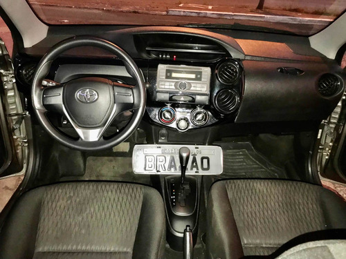 Imagem 6 de 11 de Toyota Etios 2019 1.5 16v X Aut. 4p