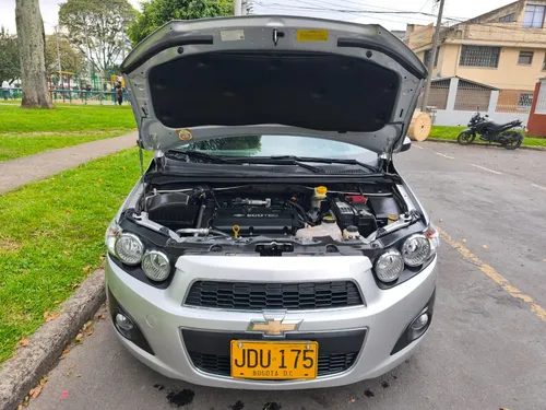 Chevrolet Sonic 1.6 Lt 4 p Automática