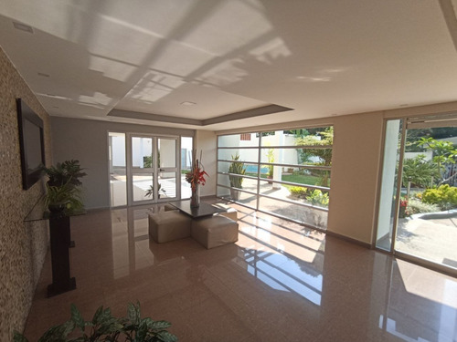 Imagen 3 de 24 de Fg Apartamento Moderno En Los Mangos, Calle Cerrada. Res. Alameda