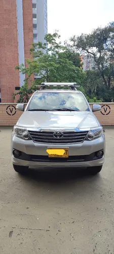 Toyota Fortuner 2.7l 4x2