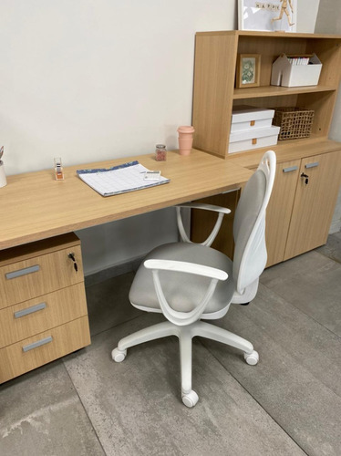 Silla Blanca Diva De Escritorio Ofice Neumática Tela Gris