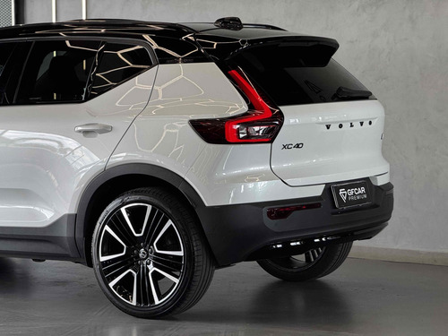 Volvo XC40 1.5 T5 RECHARGE R-DESIGN GEARTRONIC