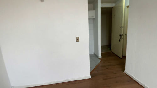 Arriendo Departamento En Santiago 1h + 1b  (27510)