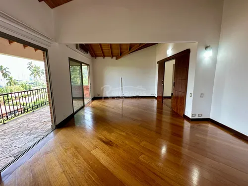 Casa En Arriendo En El Poblado. Cod A775953
