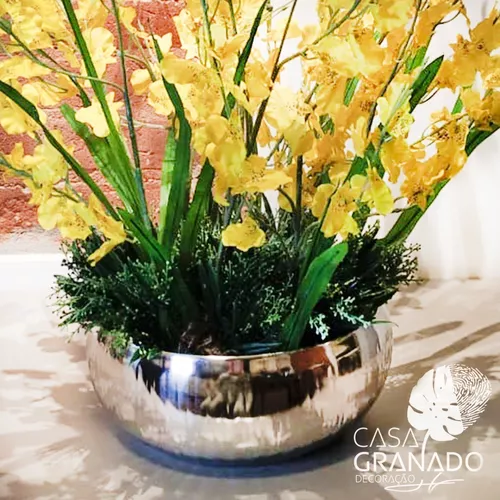 Arranjo Orquídea Chuva De Ouro No Vaso Prata Metálico