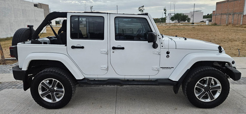 Jeep Wrangler 3.6 Unlimited Sahara V6 4x4 At