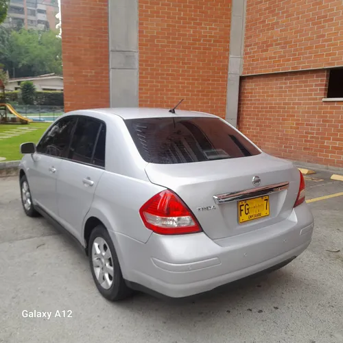 Nissan Tidda, Salvamento, Reparar Bomper Trasero Defensa