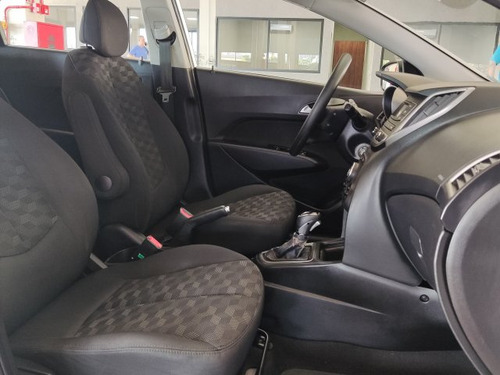 Hyundai HB20 HB20 1.6 COMFORT PLUS 16V FLEX 4P AUTOMÁTICO