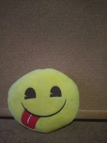 Muñeco De Peluche De Emoji