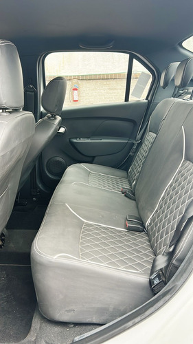 Renault Logan 1.6 Intens Mt