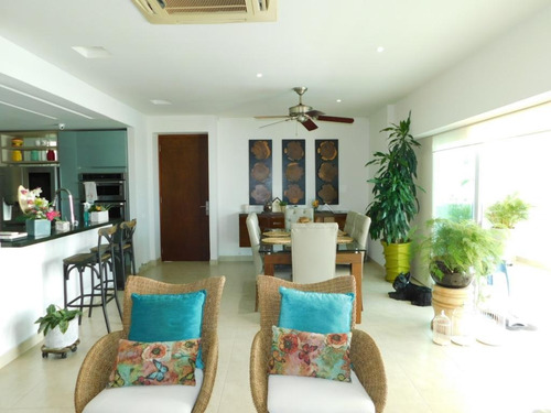 Imagen 8 de 14 de Apartamento En Venta Bocagrande Cartagena
